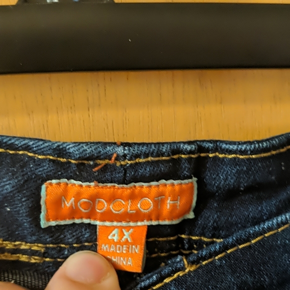 Modcloth Women’s Plus Size Boot Cut 4X Jeans Dark Wash - Picture 4 of 7